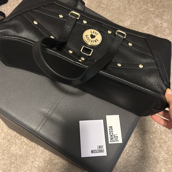 Real leather should bag. Brand new with little book - Picture 3 of 5